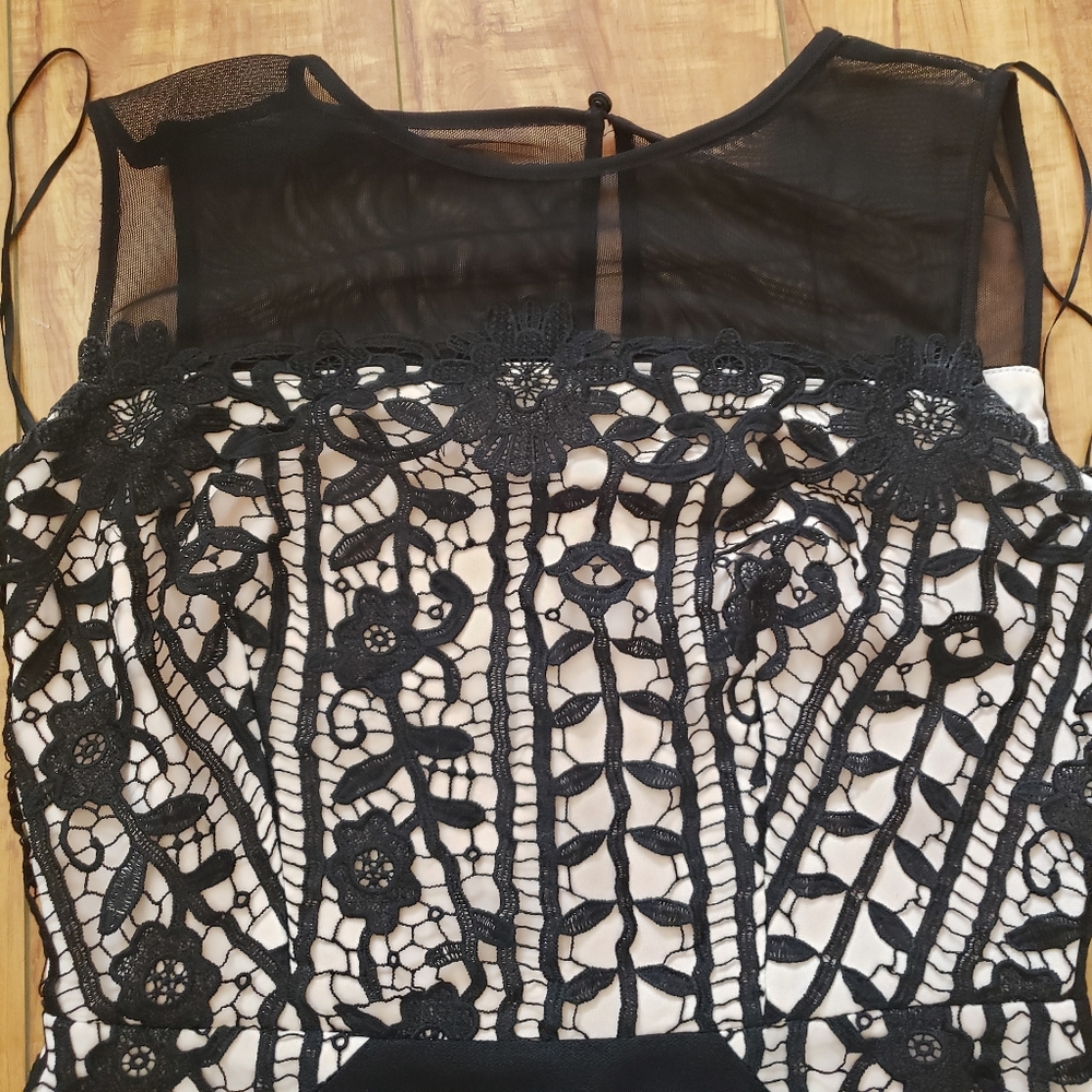 Jax black lace dress - Picture 4 of 15